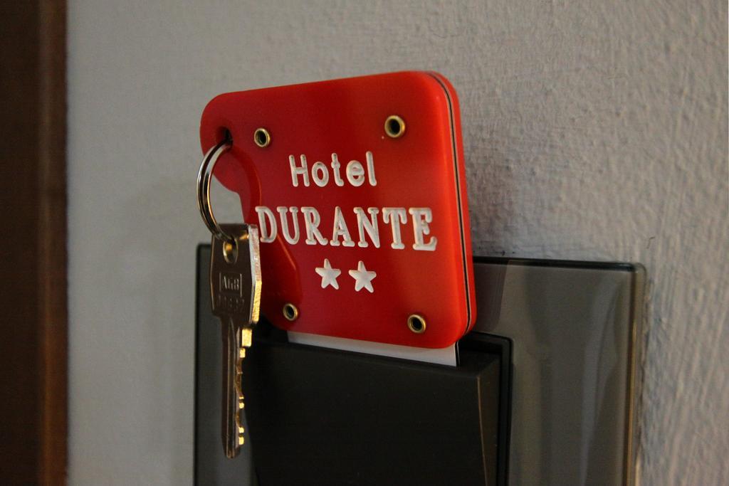 Lux Hotel Durante Milano Eksteriør billede